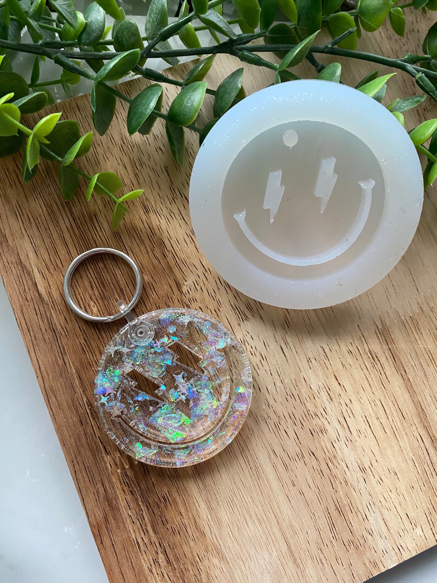 Smiley Face Keychain Lightning Bolt - Silicone Mold for Resin